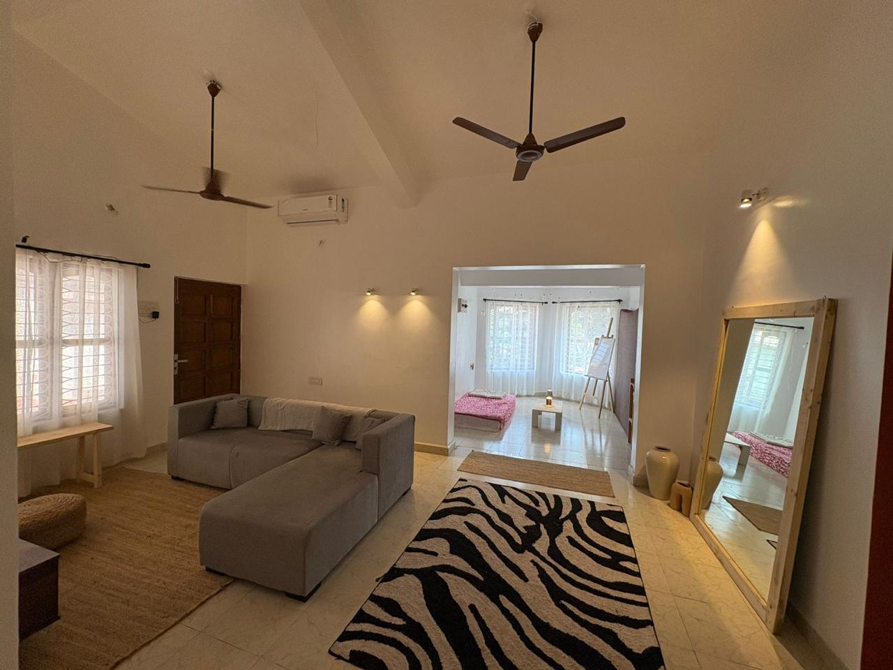 North Goa 2bhk, near Coconut tree road parra, Bohemian house - Tap to explore photos
