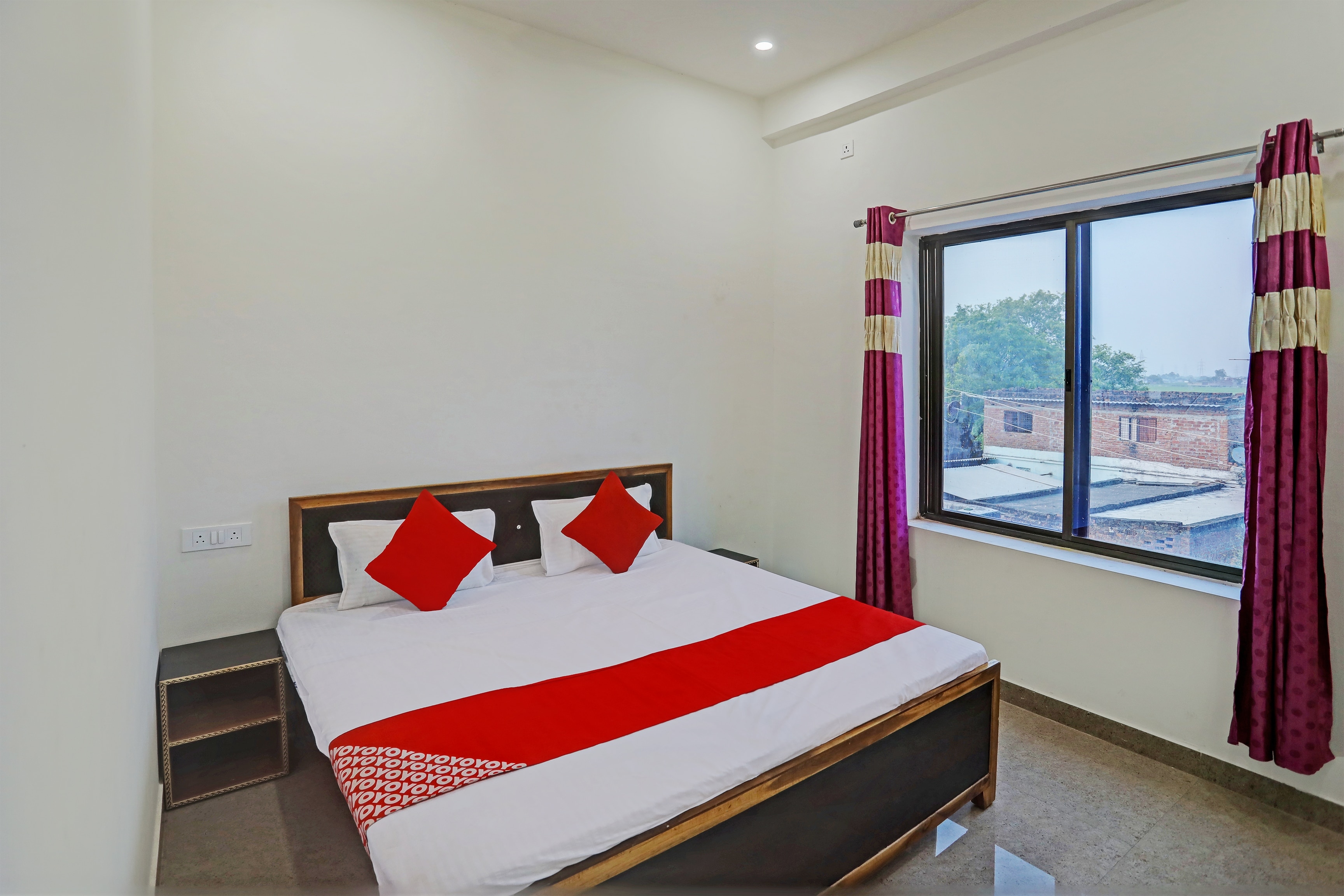 Hotel O Bhardwaj - Tap to explore photos