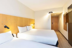 ibis Madrid Alcala de Henares La Garena, Madrid