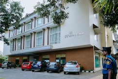 Hotel Devaragam by KP Namboodiris, Guruvayur