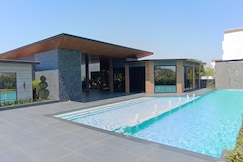 Villa Ibiza by Baywatch Stayzz, Mahabalipuram