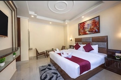 Hotel Rajmahal Green, Bhiwadi