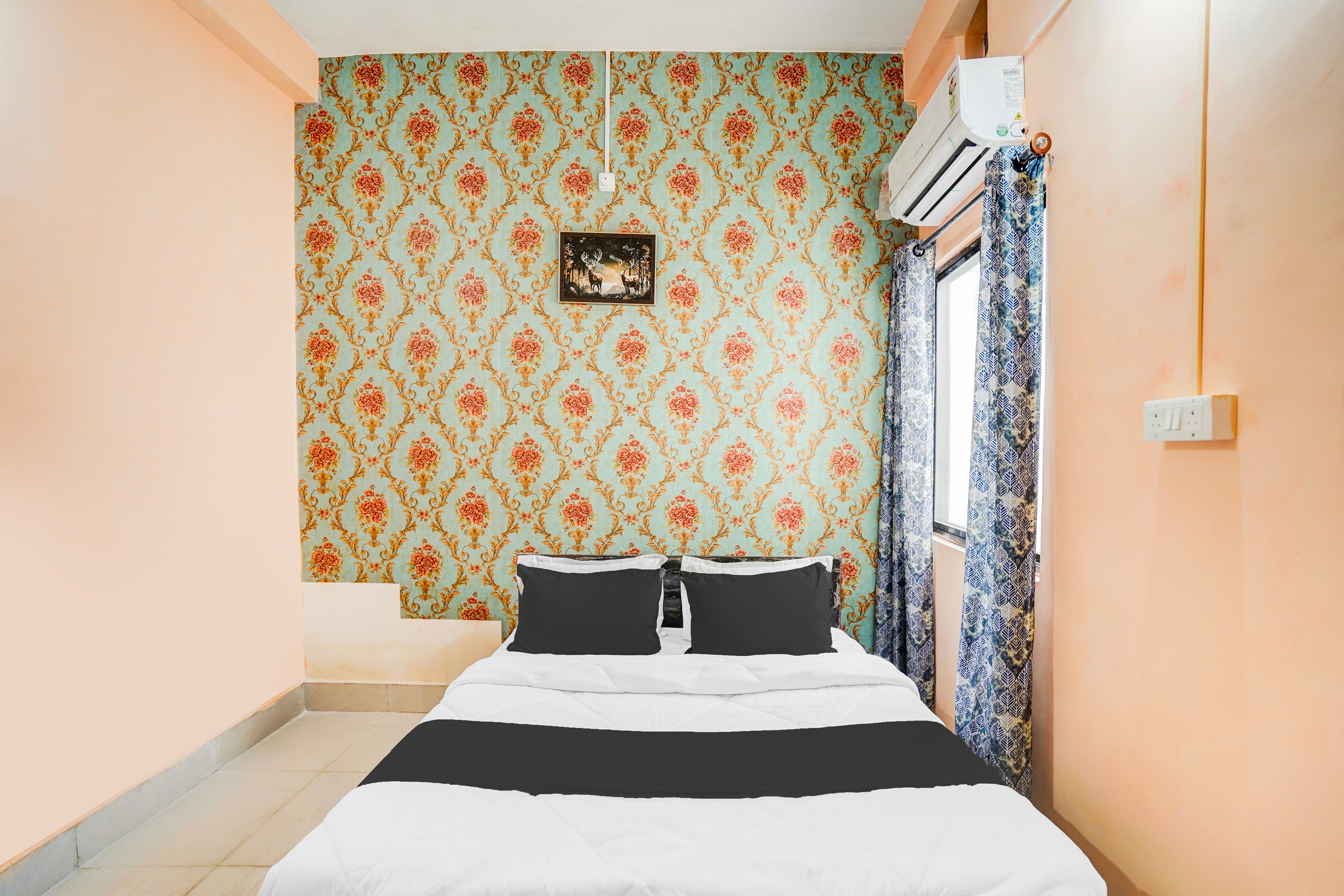 Hotel O Shivam In - Tap to explore photos