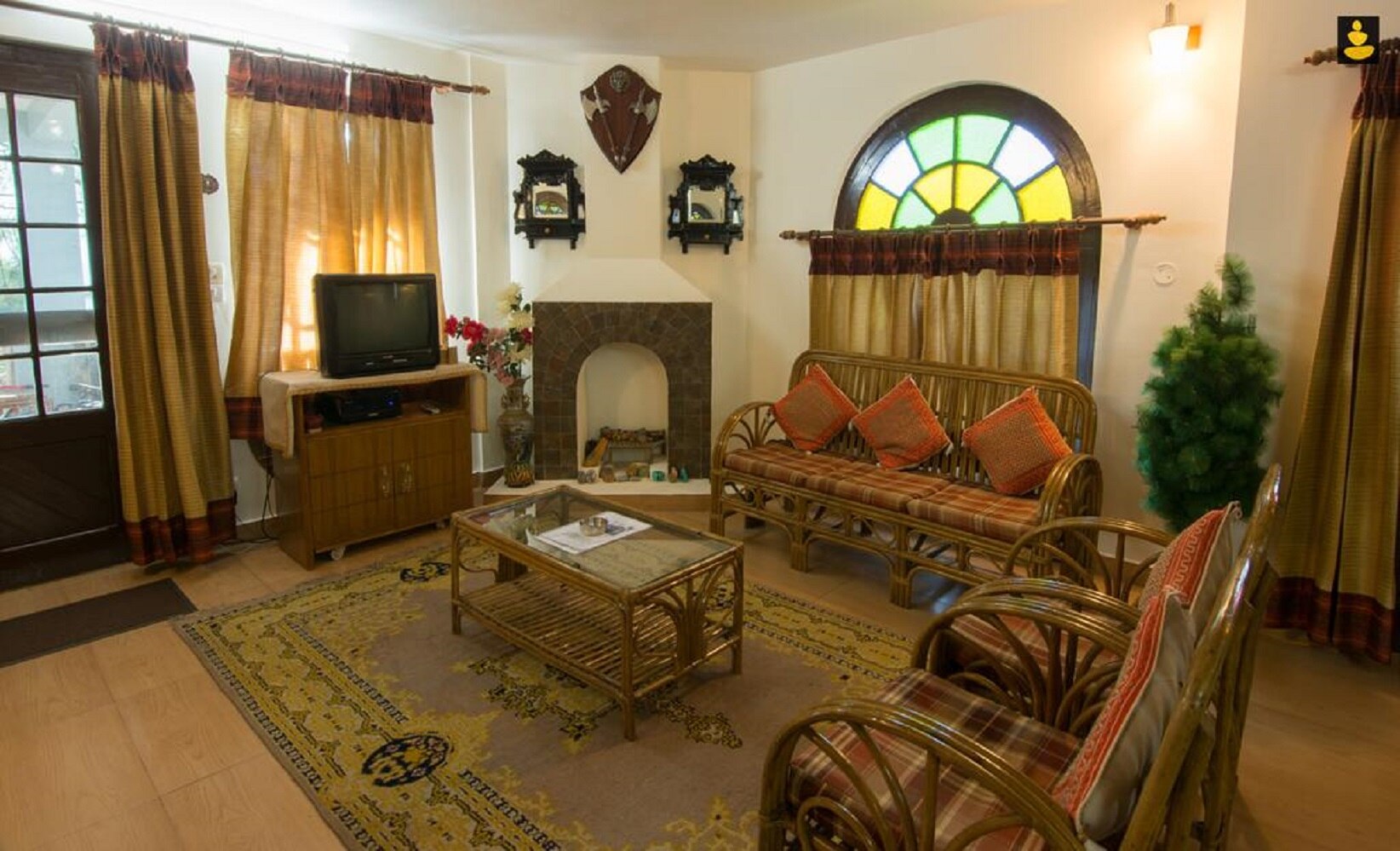 LivingStone | 2 BHK Villa in Kasauli - Tap to explore photos