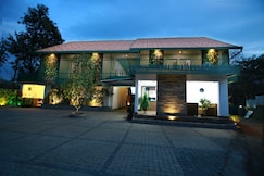 SILVER STORM RESORT ATHIRAPPILLY, Chalakudy