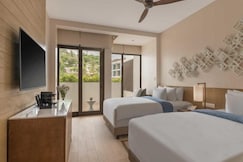 Crimson Resort and Spa Boracay, Malay