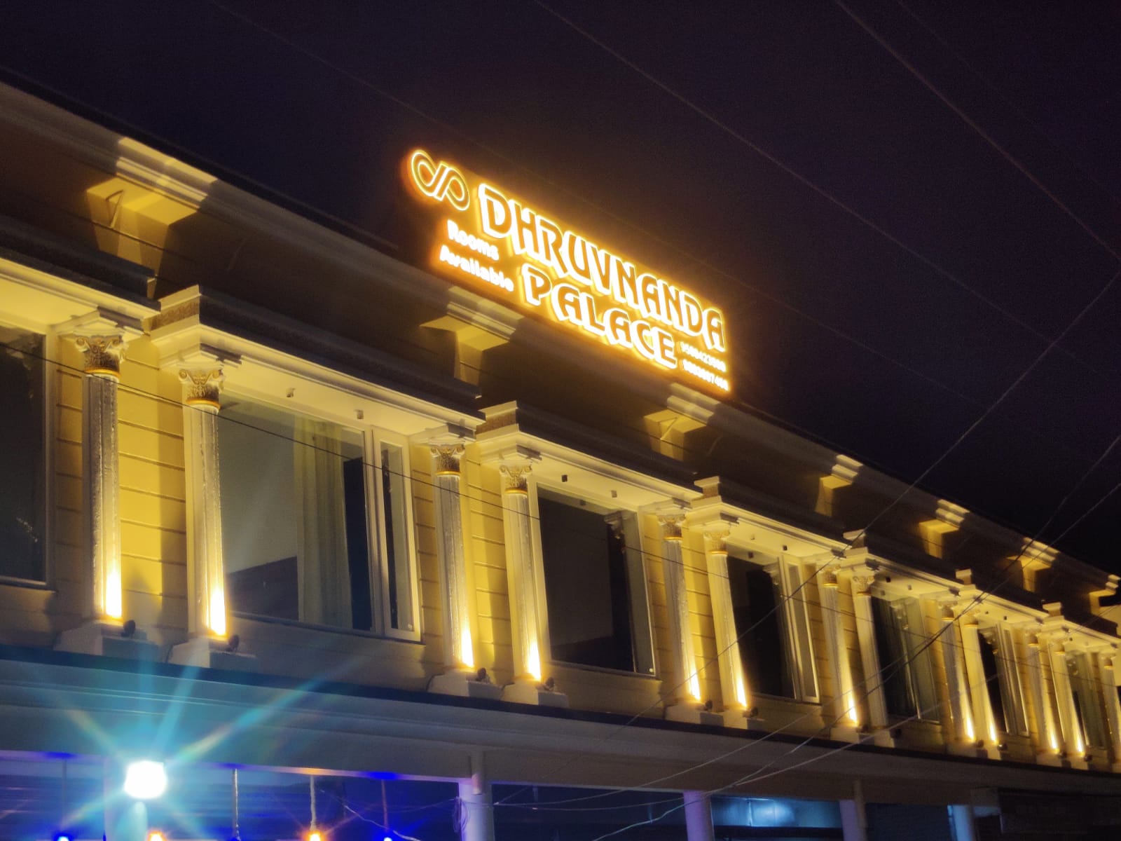 Hotel dhruvnanda palace - Tap to explore photos