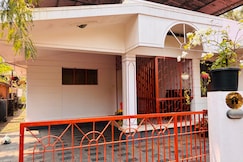 Sachu and Rose 3BHK near Jubilee Street, Thrissur