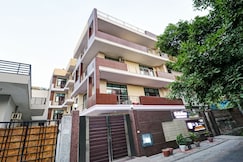 Hotel Sunrise Sector-92, Noida