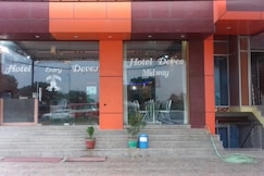 Hotel Deves, Kotputli