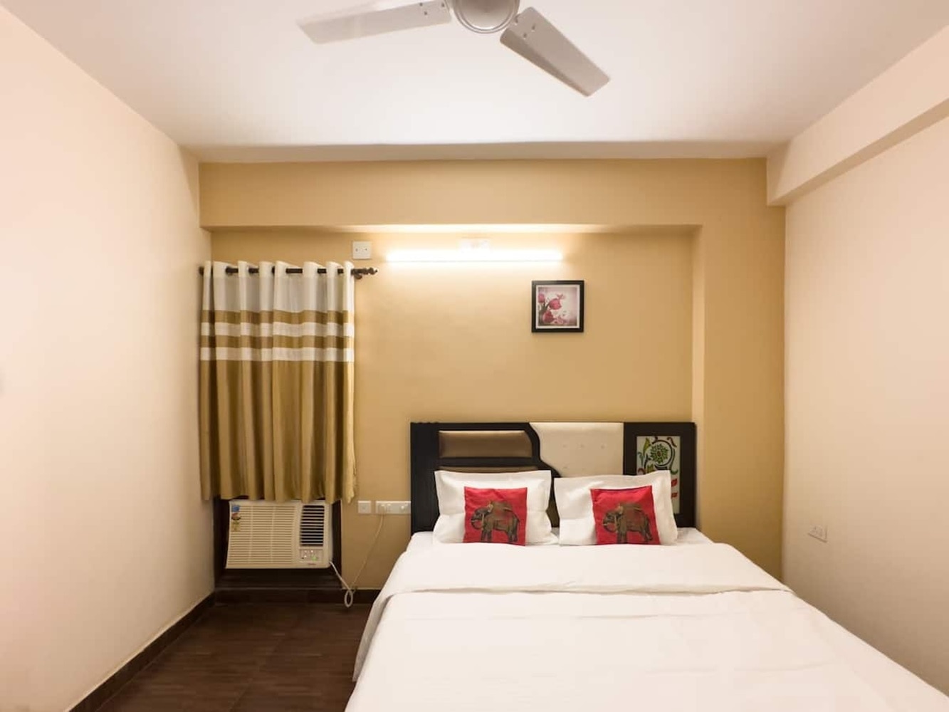 Bodhisattva Sarnath | Entire 3BHK Apartment - Tap to explore photos