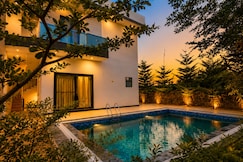 Aravali Hills Farm w Pool, Achrol Jaipur, Jaipur