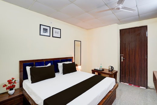Hotel O Crystal Inn