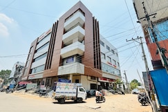 Mangalamurthy Hotels, Adilabad
