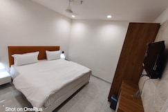 THE GRAND VISTA HOTEL, Gandhinagar