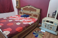 Varsha Tiwari, Prayagraj