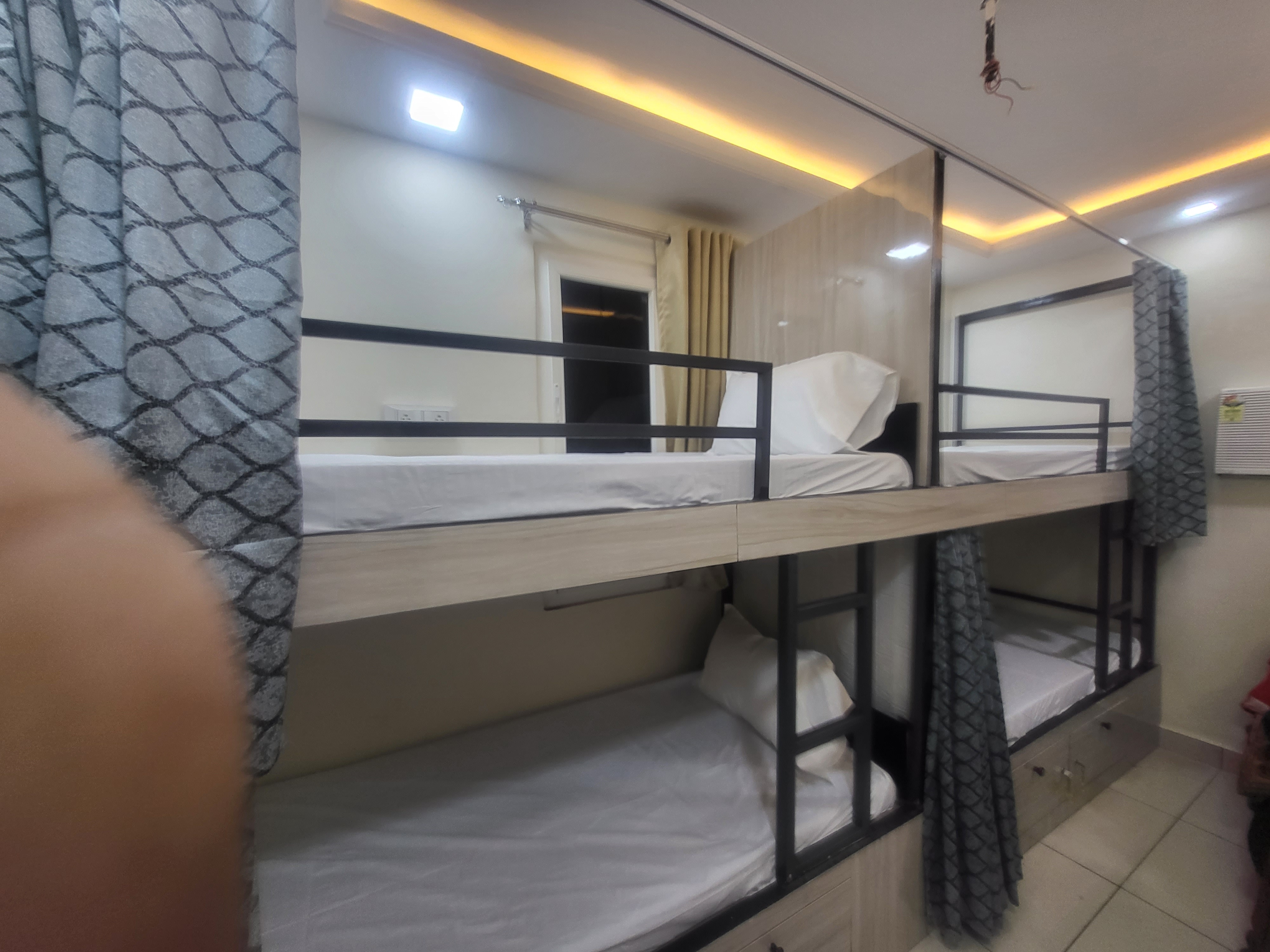 Western Stay Inn 15 Mins Walking From Assi Ghat Varansi - Tap to explore photos