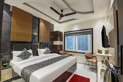 Hotel The Byland Inn Near Connaught Place, Loni