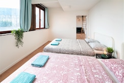 Saint Pauls Apartment for 12 guests, Antwerp