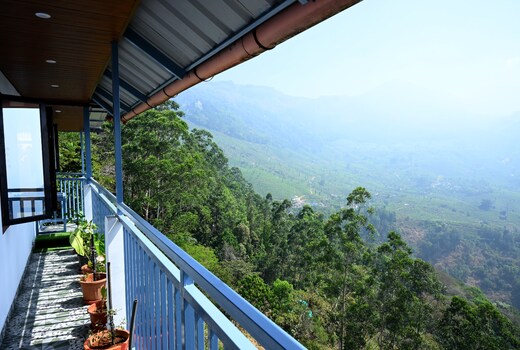 Jyothys Bhavan Homestay Munnar