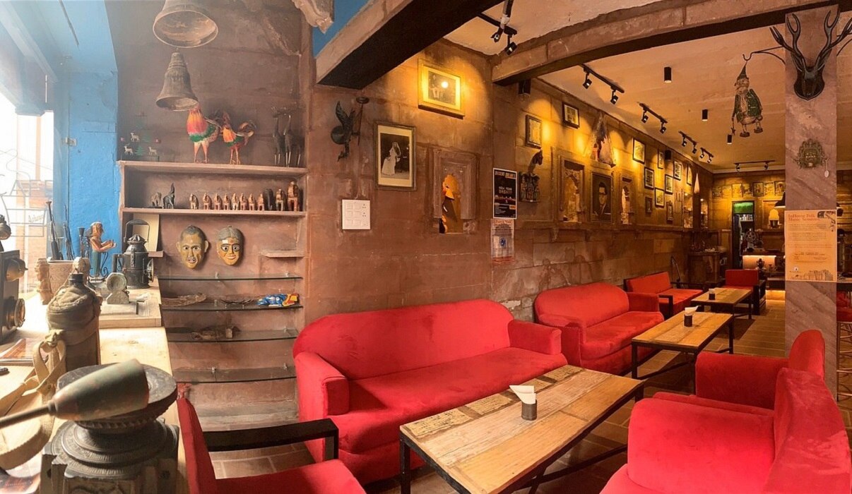 The Arch Boutique Homestay - Tap to explore photos