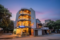 FabHotel Keshava Executive - Nr. Mahadji shinde chhatri, Pune