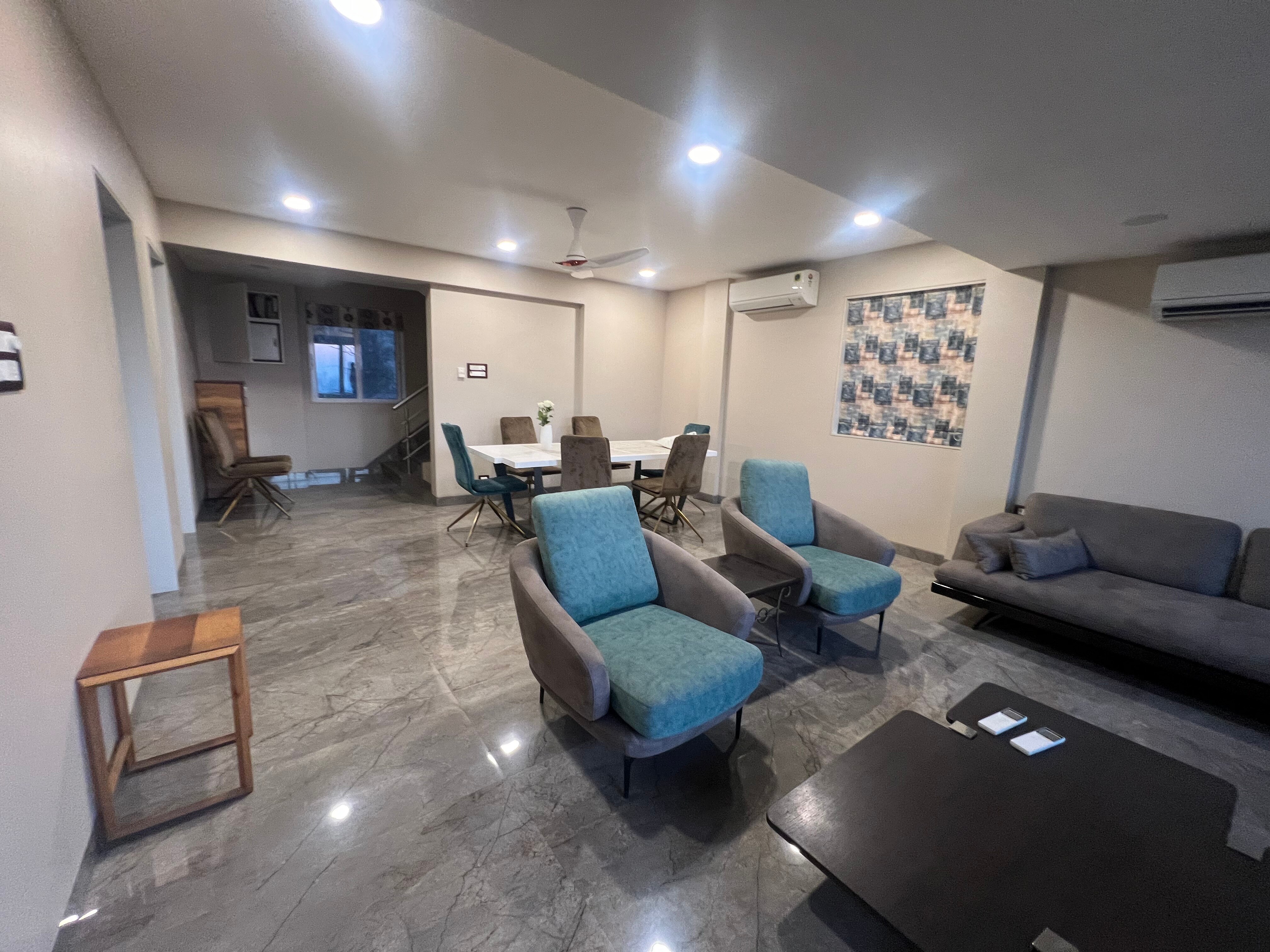 Picturesque cliff-side 3bhk Villa with BBQ&Rooftop - Tap to explore photos