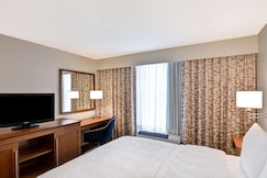 Hampton Inn by Hilton State College, Centre