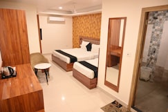 Hotel Heera Grand, Lucknow