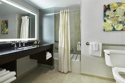 Embassy Suites by Hilton Washington DC Chevy Chase Pavilion, Arlington