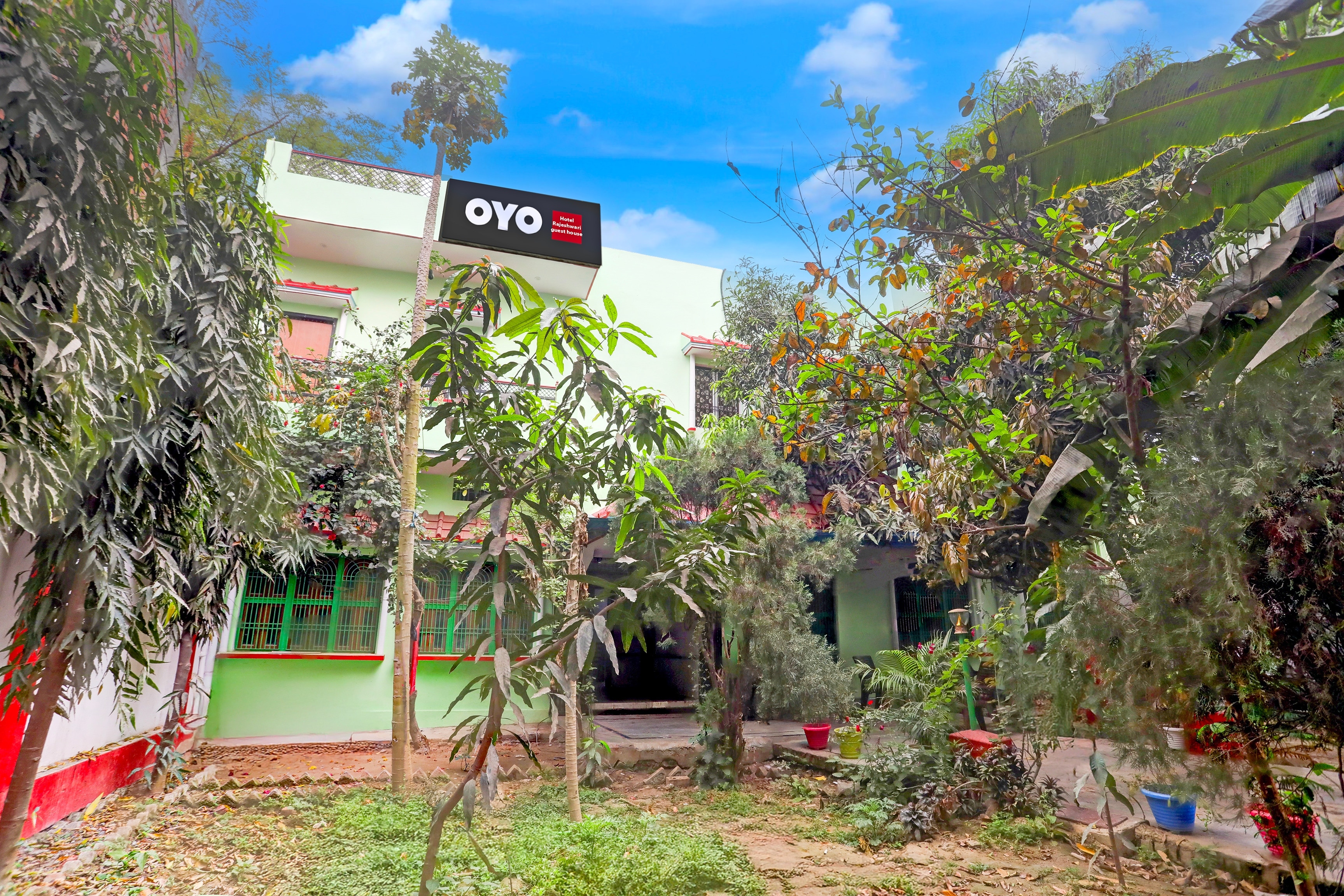 Hotel O Rajeshwari Guest House - Tap to explore photos