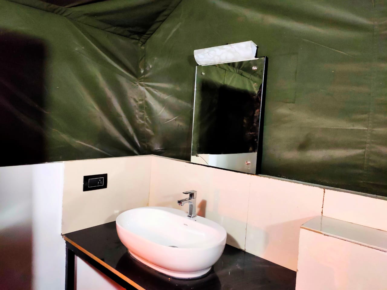 SKYES GLAMPING RESORT - Tap to explore photos