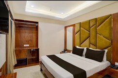 Hotel Crosslane, Kota