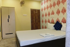 HOTEL BLOSSOMS, Kolkata