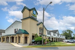 SureStay Hotel by Best Western East Brunswick, Middlesex, New Jersey