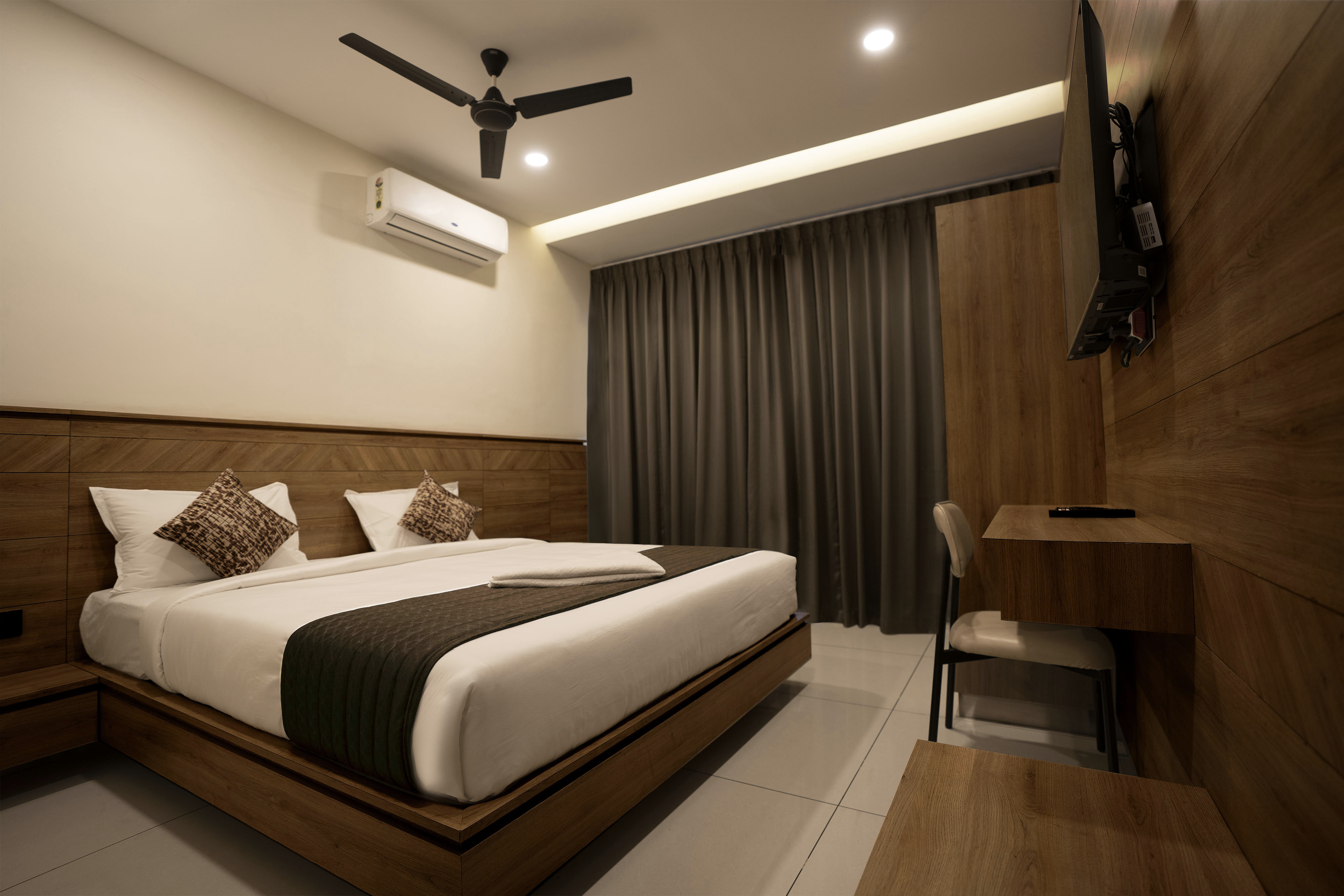 Stayon Hotels - Tap to explore photos