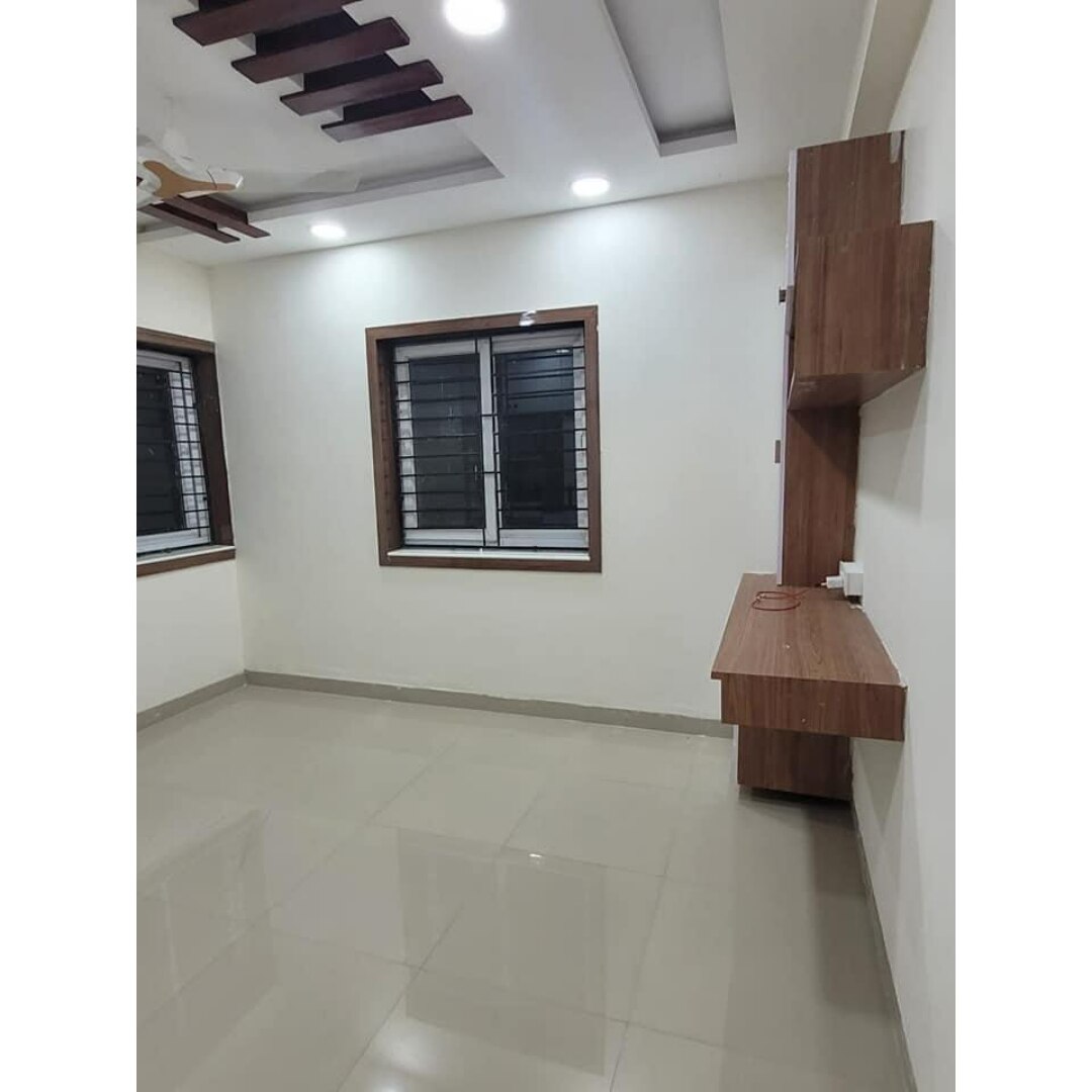 Hitech Luxury Stays - Tap to explore photos
