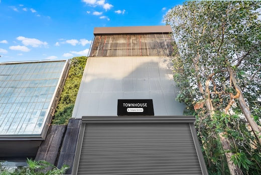 Super Townhouse Yashobhoomi Formerly Hotel Grand Tashree