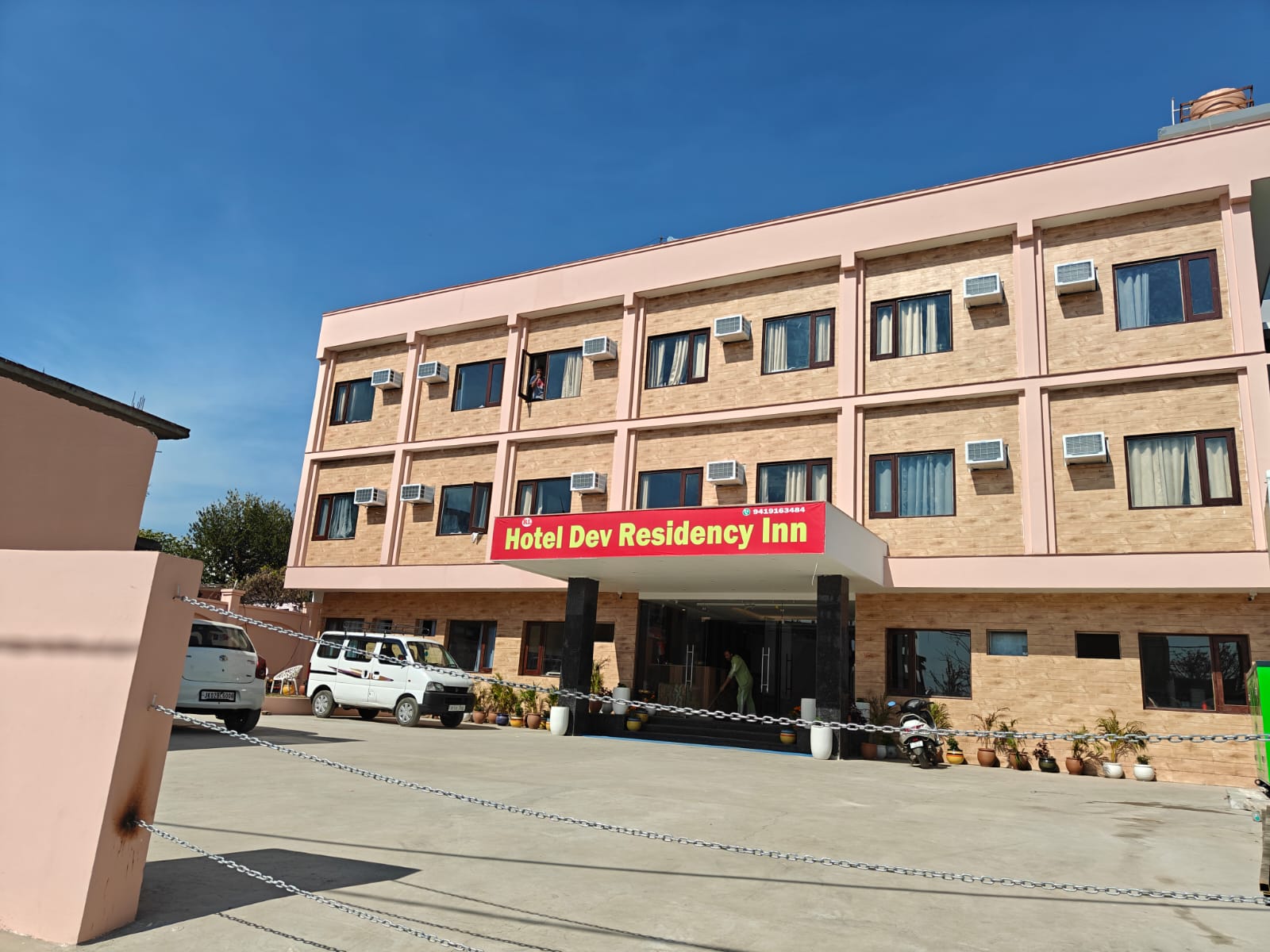 Dev Residency Inn| Near Katra Railway Station - Tap to explore photos