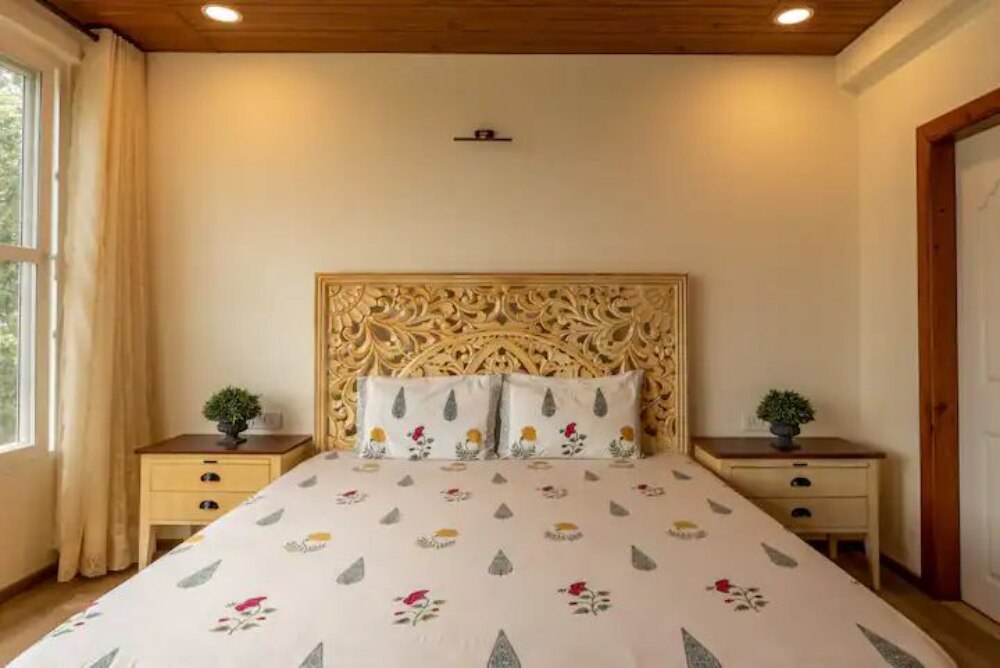 Lake View Homestays - Tap to explore photos