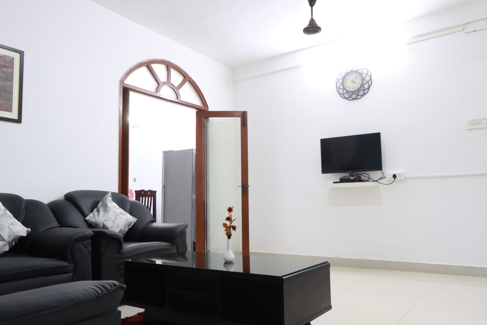 Greams Fusion Service Apartments (Near Apollo Greams Road) - Tap to explore photos