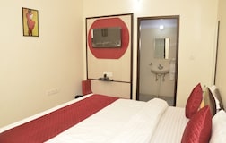 Deluxe Room (NON AC)