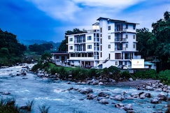 Hotel River Retreat - Near Dharamshala Airport, Dharamshala