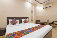 Fahotel Rudransh Residency-1Km from Kashi Vishwanath Temple, Varanasi