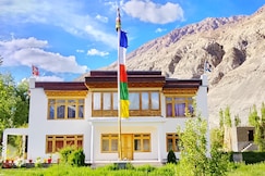 Skit- Khar Holiday Homestay, 
Hanle
