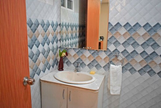 Hotel Yugantar And Banquet Allahabad Inr 566 Off 3 8 0 0 Hotel Price Address Reviews