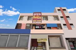 Hotel O The Signature Stay, Delhi