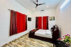 Tree Valley Homestay 5BH, Munnar