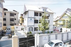 Hotel Arbor, Srinagar