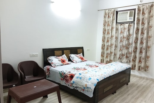 Bansal Kutir   Diamond